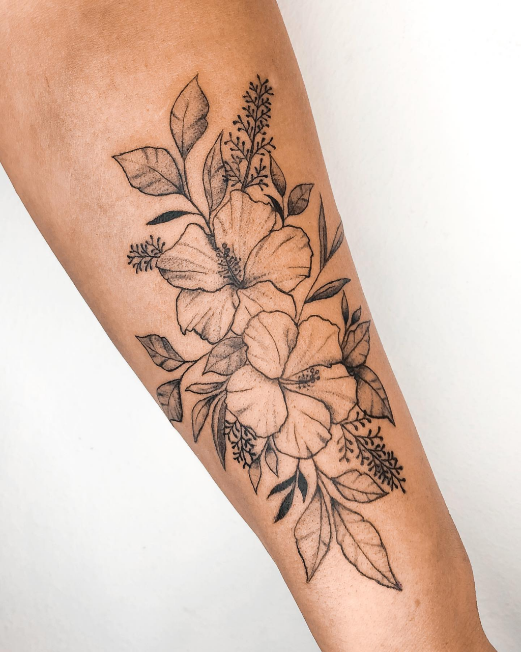 Delicate Nature-Inspired Tattoos are Perfectly Placed on the Wearer's Body  | Search by Muzli