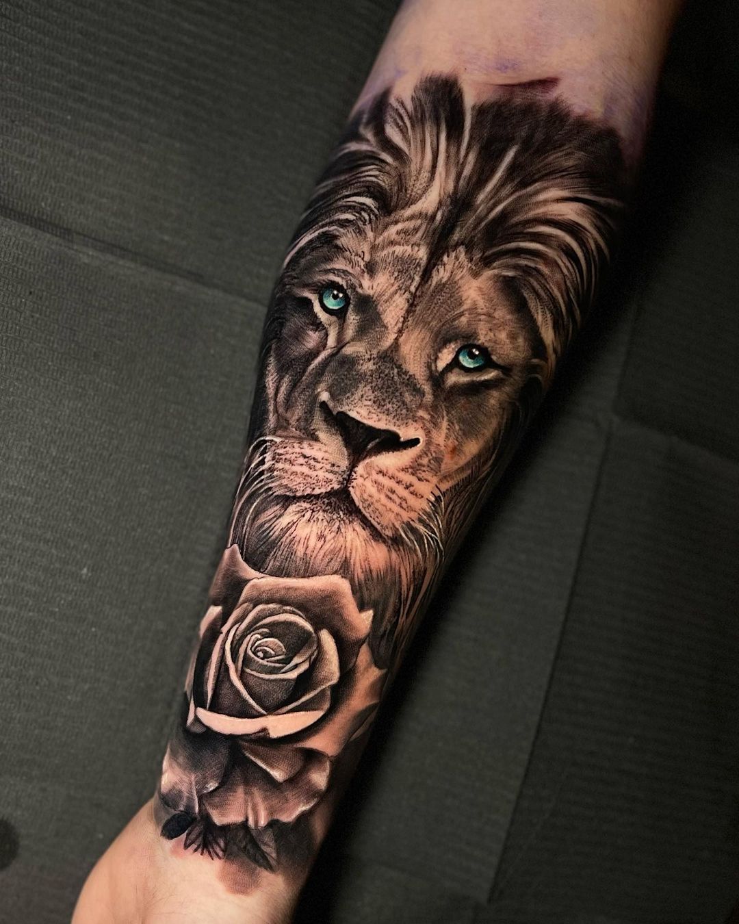 ISO Hyper Realism Tattoo Artist!! I'm looking for the best of the best!  Examples of what I consider the “best” are pictures posted. If they aren't  at this level or better I'm