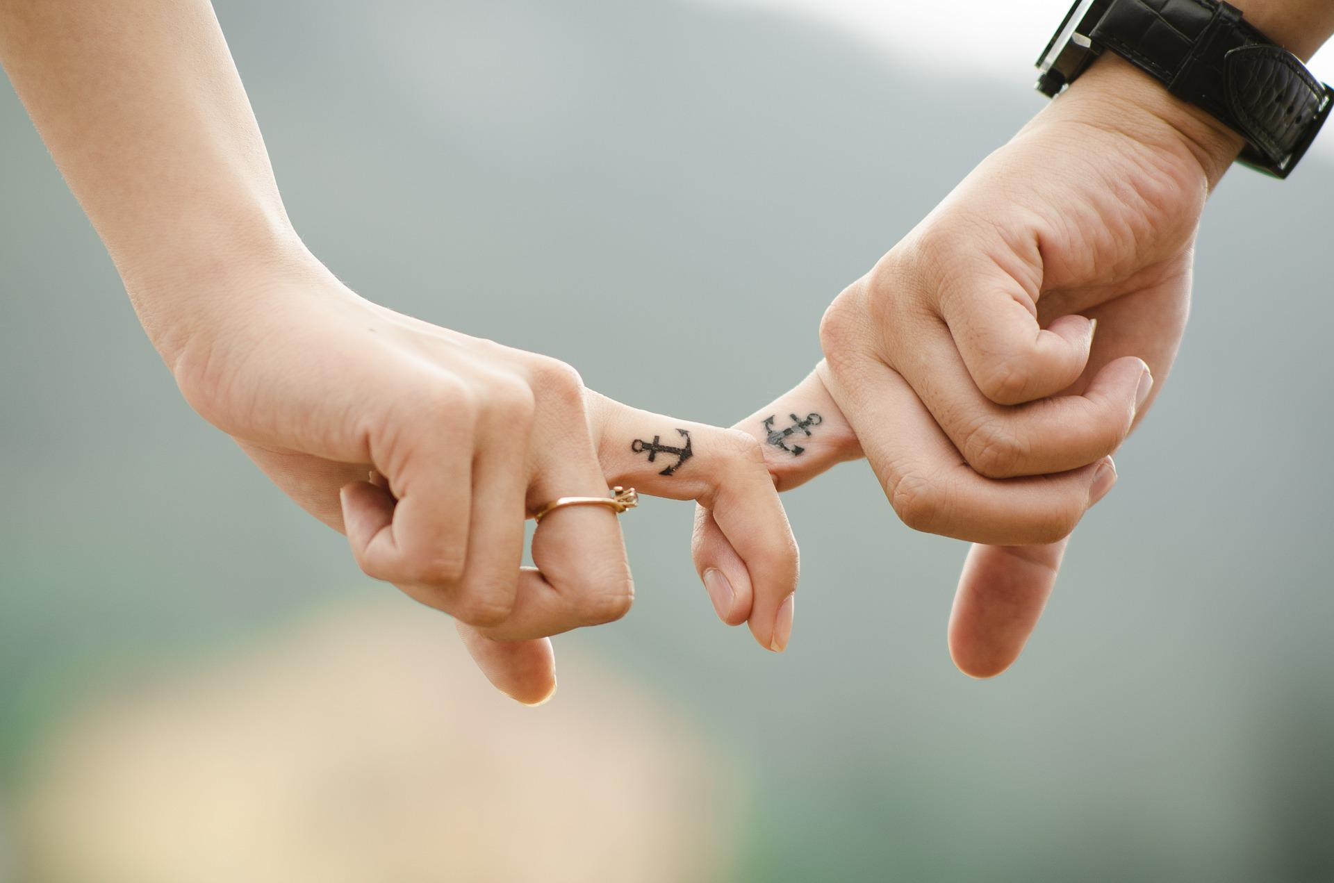 50+ Idéias De Tatuagem De Casais Que Nunca Perderão Seu Significado