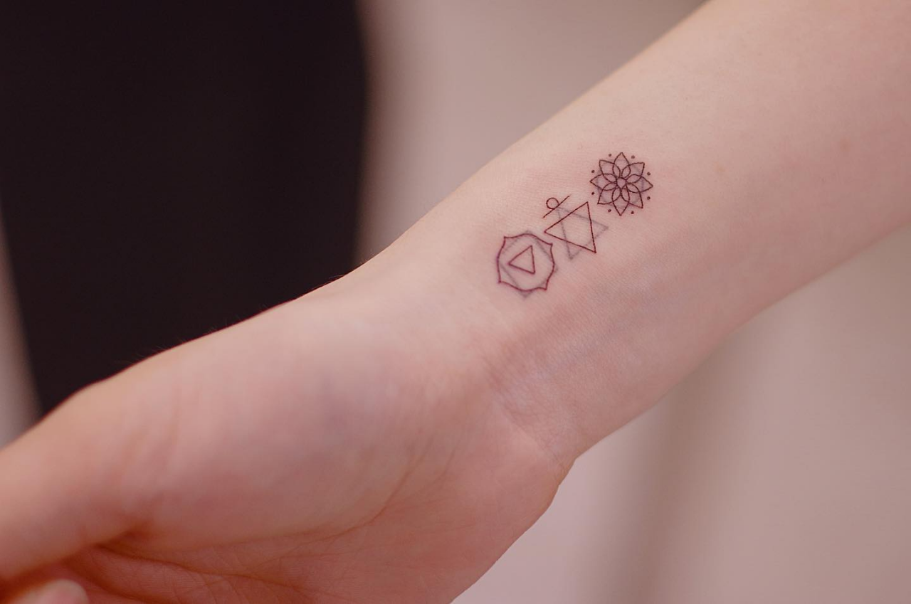 Minimalist Wave and Sun Temporary Tattoo - Set of 3 – Tatteco