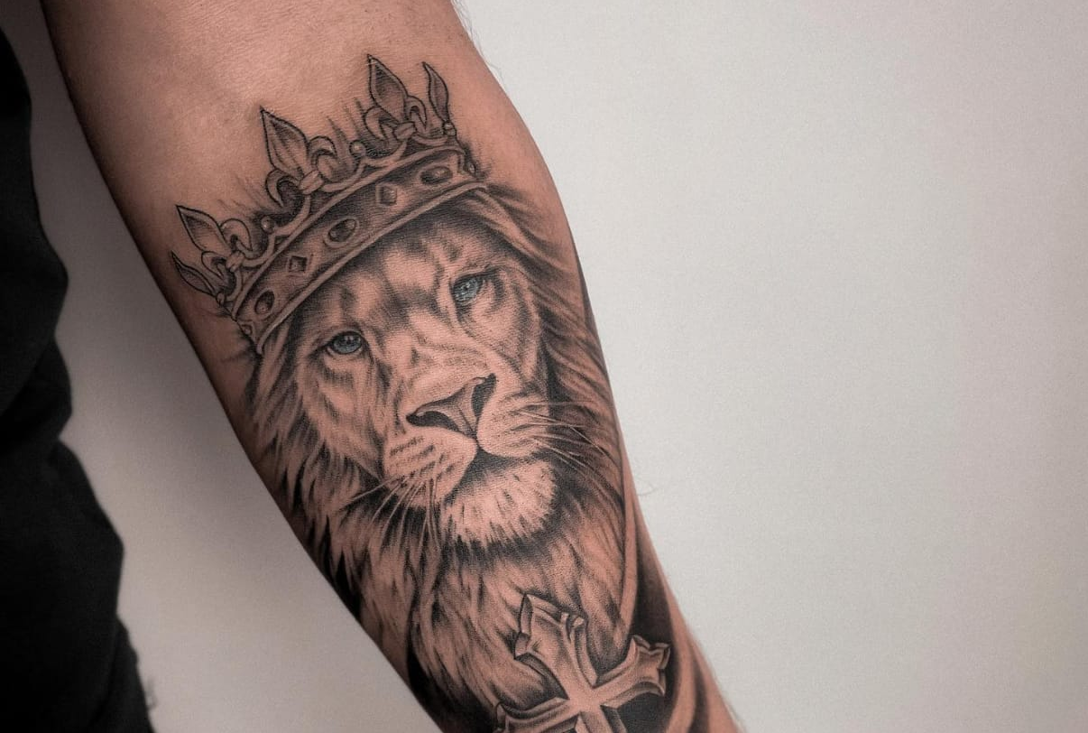 Tattoo uploaded by Paul Hughes • Nice lion portrait • Tattoodo