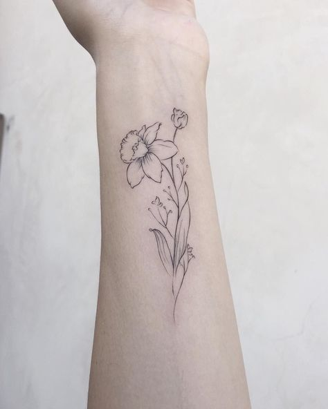  80 Best Daffodil or Narcissus Flower Tattoo Designs  Meaning and Ideas