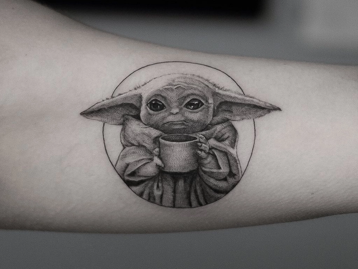 Small and Simple Baby Yoda Tattoo - wide 5