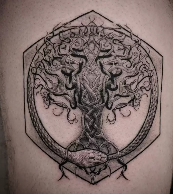 Just got a new tattoo in honor of the Thunderer! I am doing an entire arm  project in honor of the gods and this was the second part of it :  r/NorsePaganism