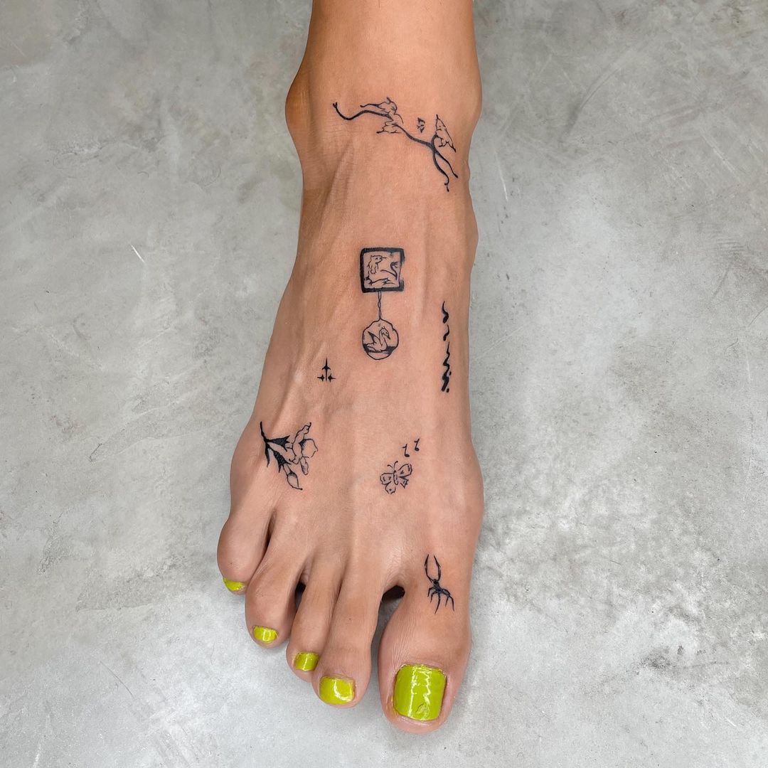 53+ Flirty Ankle Tattoo Designs for Women - TattooGlee | Ankle tattoo  designs, Inner ankle tattoos, Ankle tattoos for women