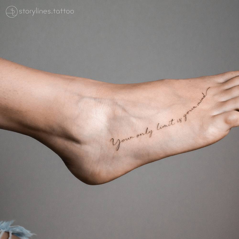 Share 86+ meaningful foot tattoo designs super hot - thtantai2