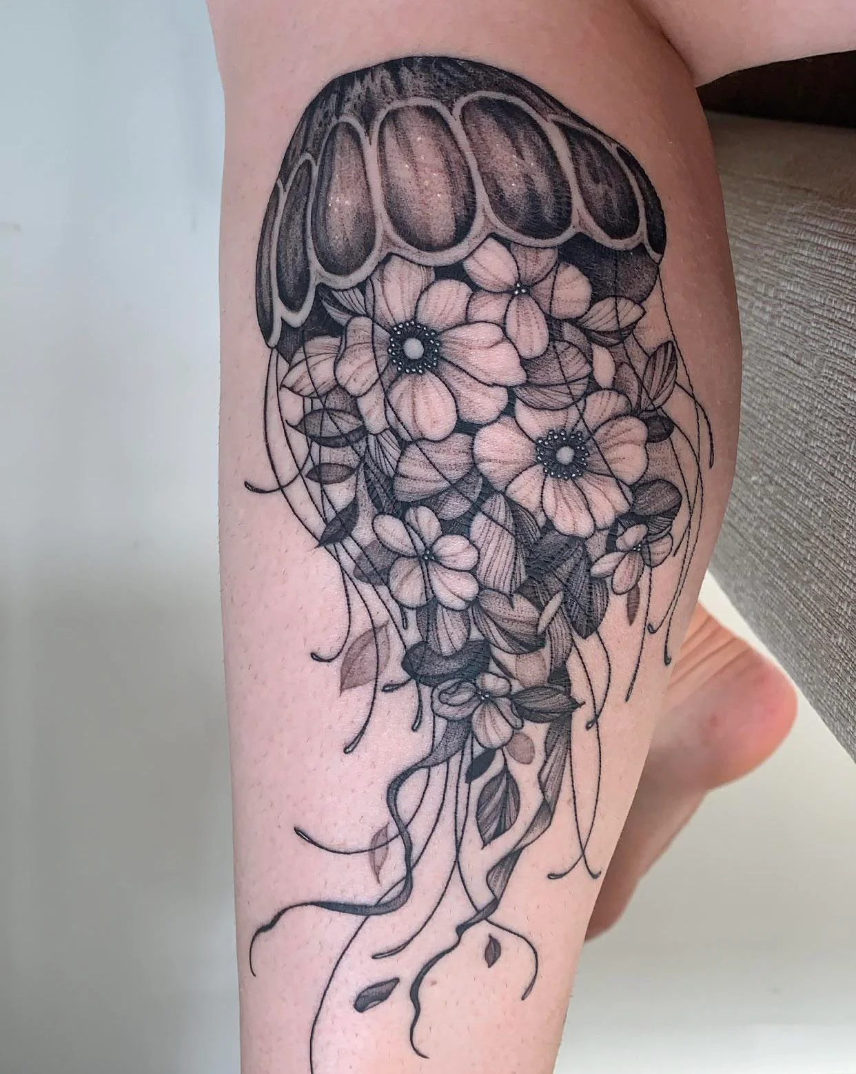 50+ Dope Jellyfish Tattoo Ideas With Meanings Explained — InkMatch
