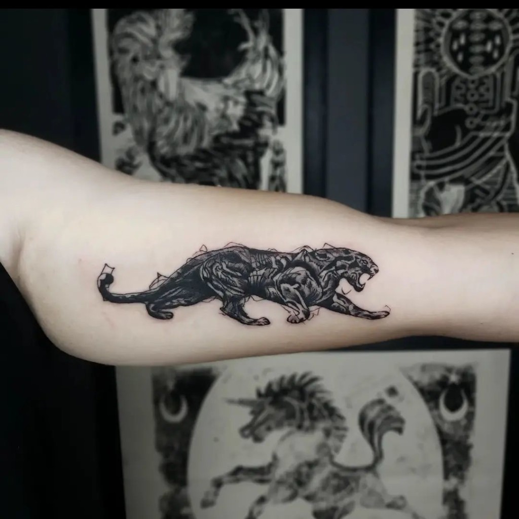 custom realistic black panther tattoo... #customdesign #customtattoo  #blackpanther #blackpanthertattoo #handtattoo #blackwork #bishopwand... |  Instagram