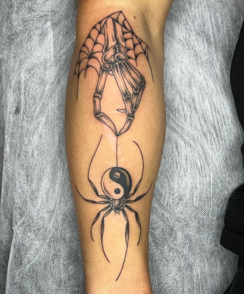 Spider woman on Mattia from my book of one offs. #spider #woman #flash  #traditional #tattoo @sevendoorstattoo | Tatuering
