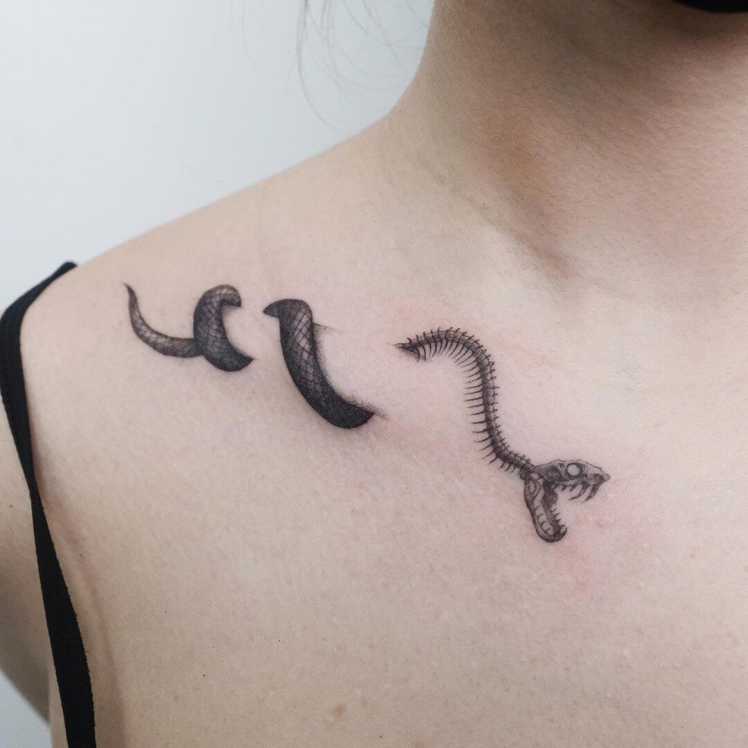 Small and Fun Snake Collarbone Tattoo - Stefanie Fox Tattoo | Facebook