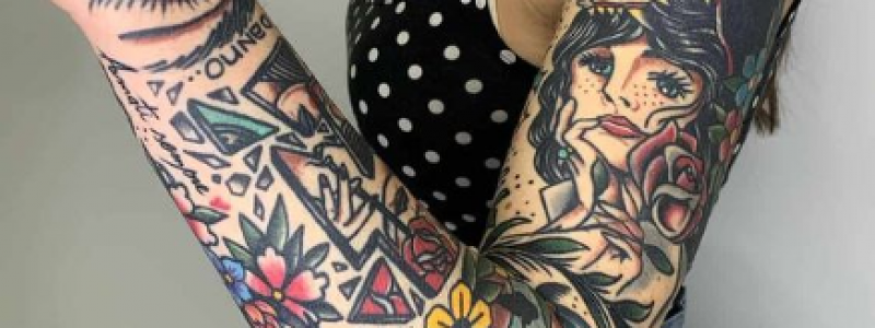 Traditional Tattoos: 50+ Ideas & Their Meaning [2023]